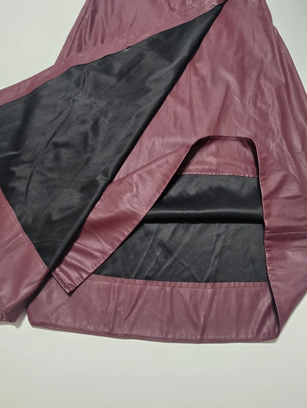 Toccin Burgundy Faux Leather Wrap Skirt Size M